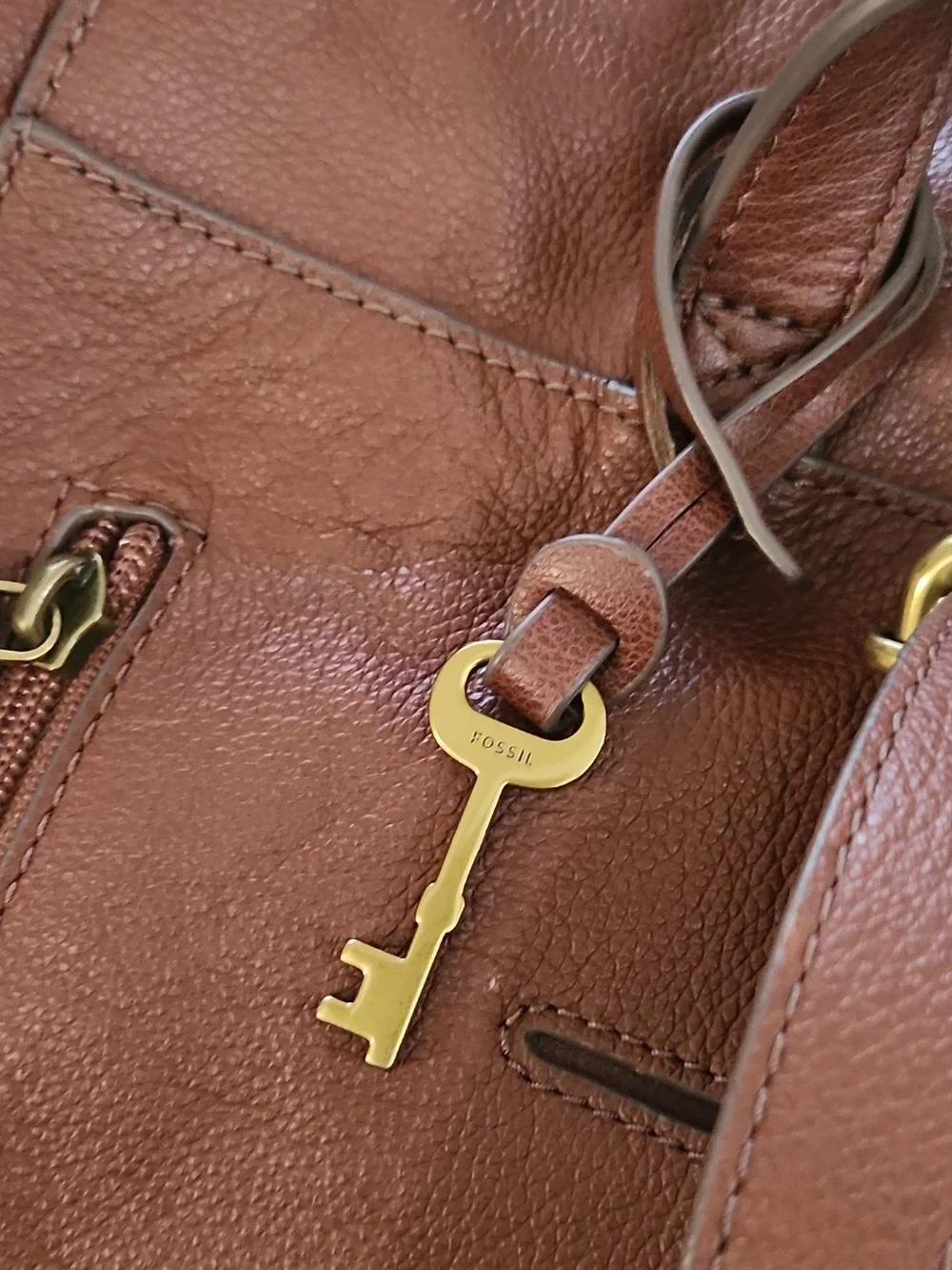 Fossil brown leather